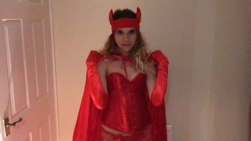 sup - 0959 Superhero Sex 1 Including Outtakes.mp4 01