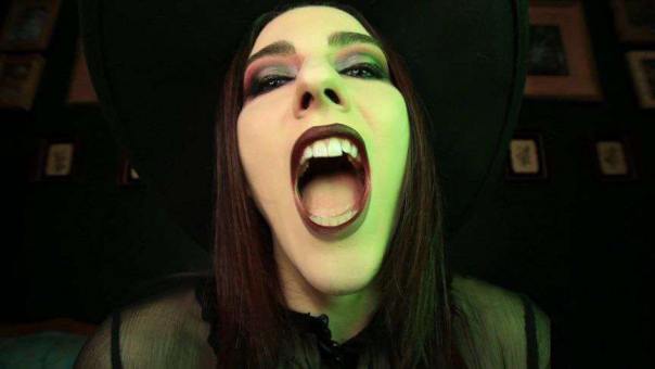 dem - 1032 Witchy Woman Swallows You Whole.mp4 03