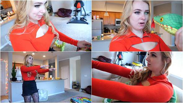 Girls Gone Hypnotized Lily Meets Kaa