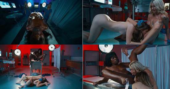 VAMPIRED Ana Foxxx and Emma Rosie and Molly Little